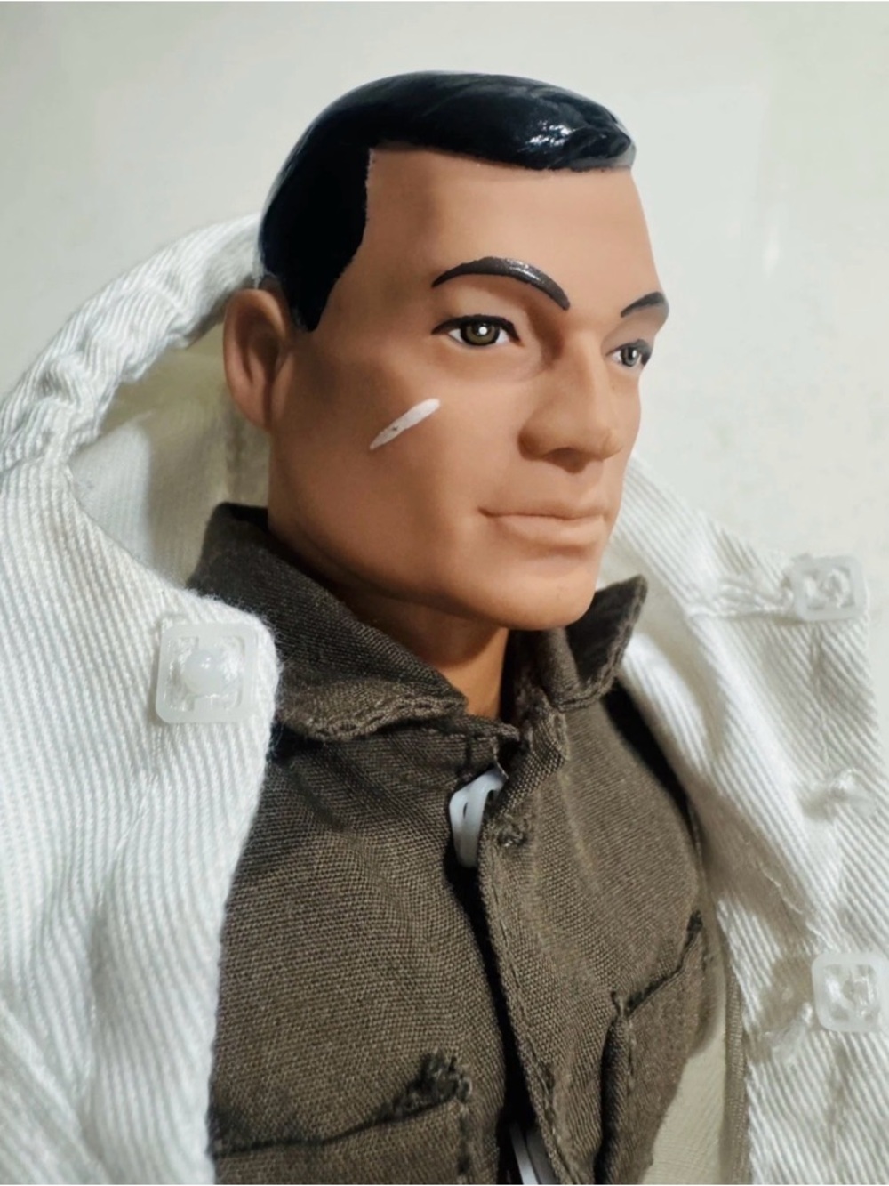 1994 G.I. Joe Action Figure in Olive Jacket with White Coat